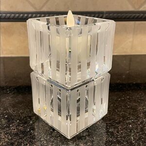 Wedgwood Set of 2 Elegant Modern Stripe Crystal Tea Light Holder by Vera Wang